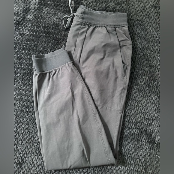 Lululemon black joggers | large - Picture 1 of 4